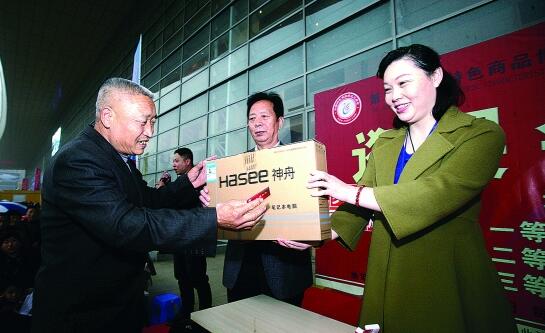 消费者、参展商畅谈特博会印象